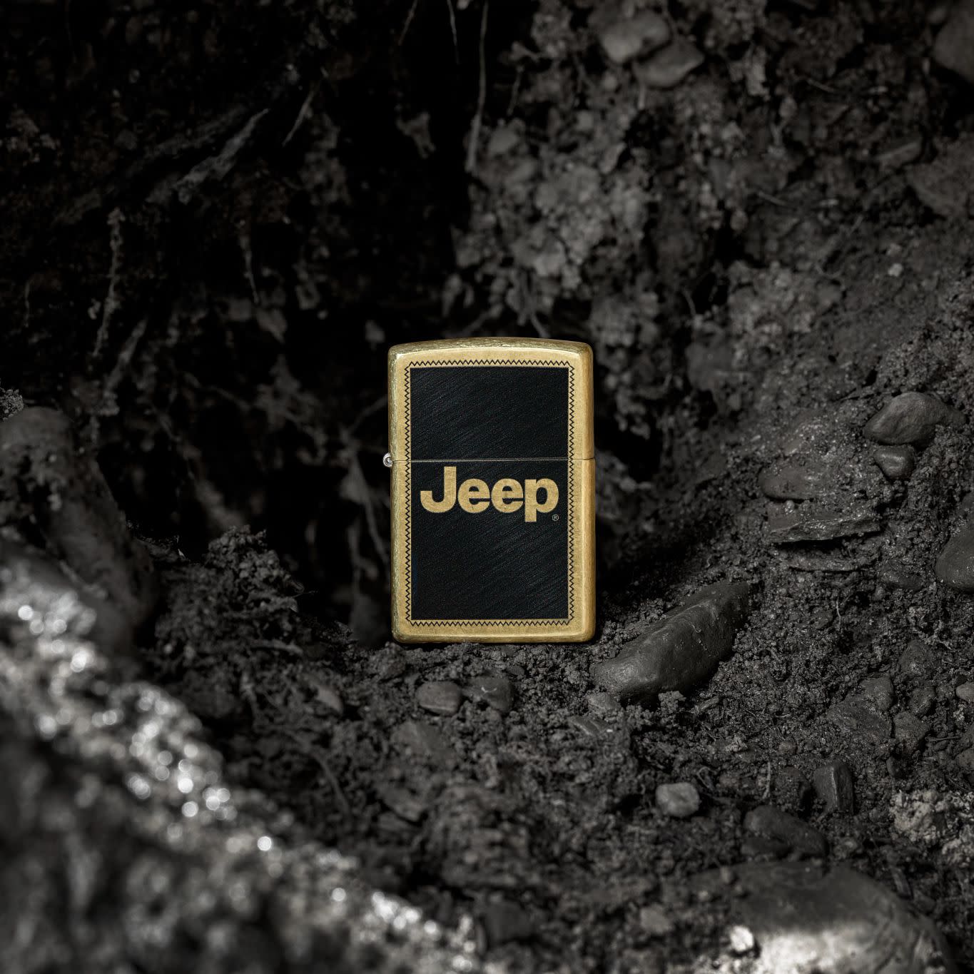 Zippo Jeep Stamp Design Regular Street Brass Windproof Lighter 