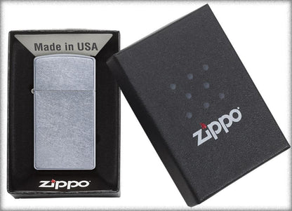 SlimÂ® Street Chromeâ„¢ Windproof Lighter in its packaging.