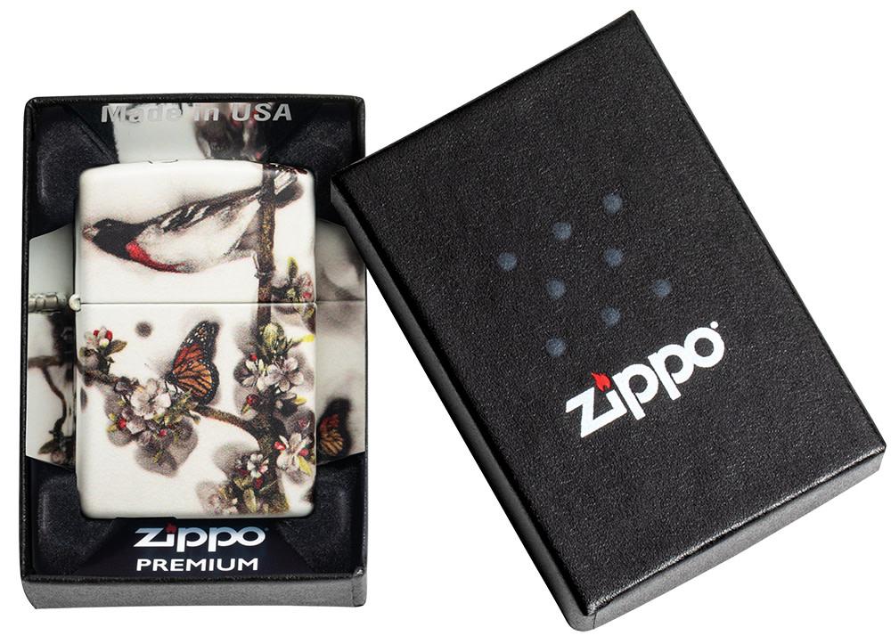 Spazuk Fire Art 540 Color Windproof Lighter in its packaging.